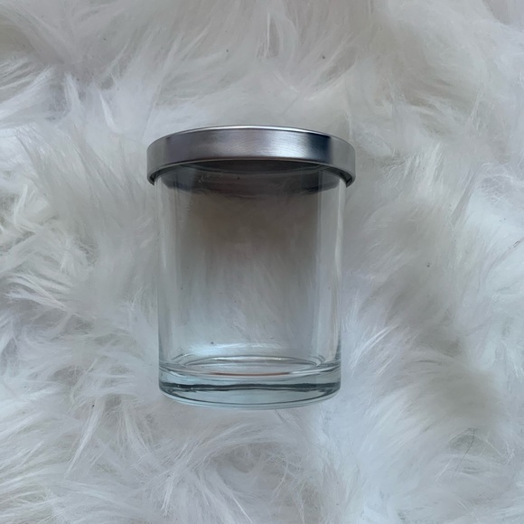 8 oz glass jars with stainless steel lids - Picture 2 of 3